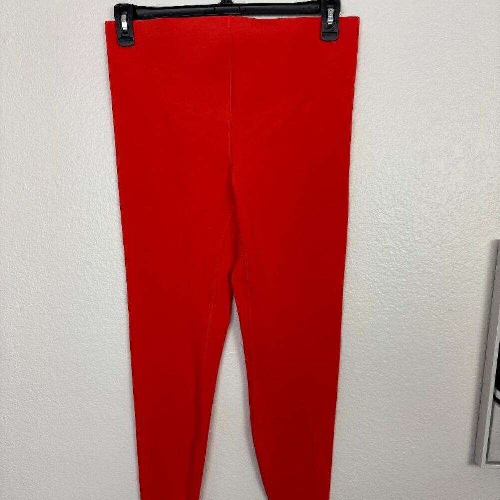 NWT Savage X Fenty Sport Leggings M Black High Waist Compression 1X Orange